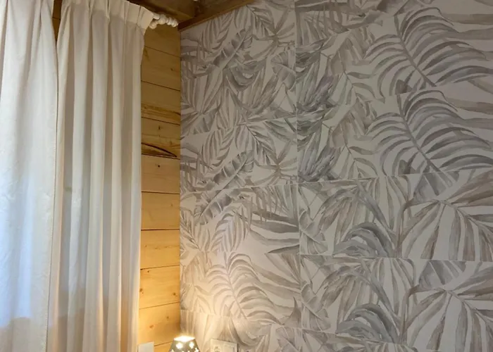 Casa De Madera 2 Daire Estepona